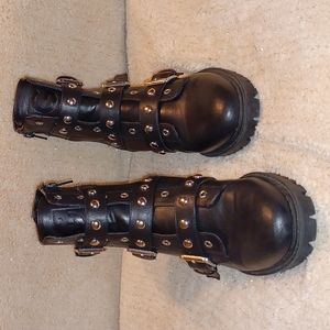 Guess black boots size 7.5